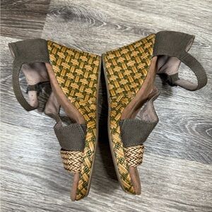 Toms Sandals Clarissa Weaved Jute Wedge Olive Green Cottagecore Romantic Sz7.5